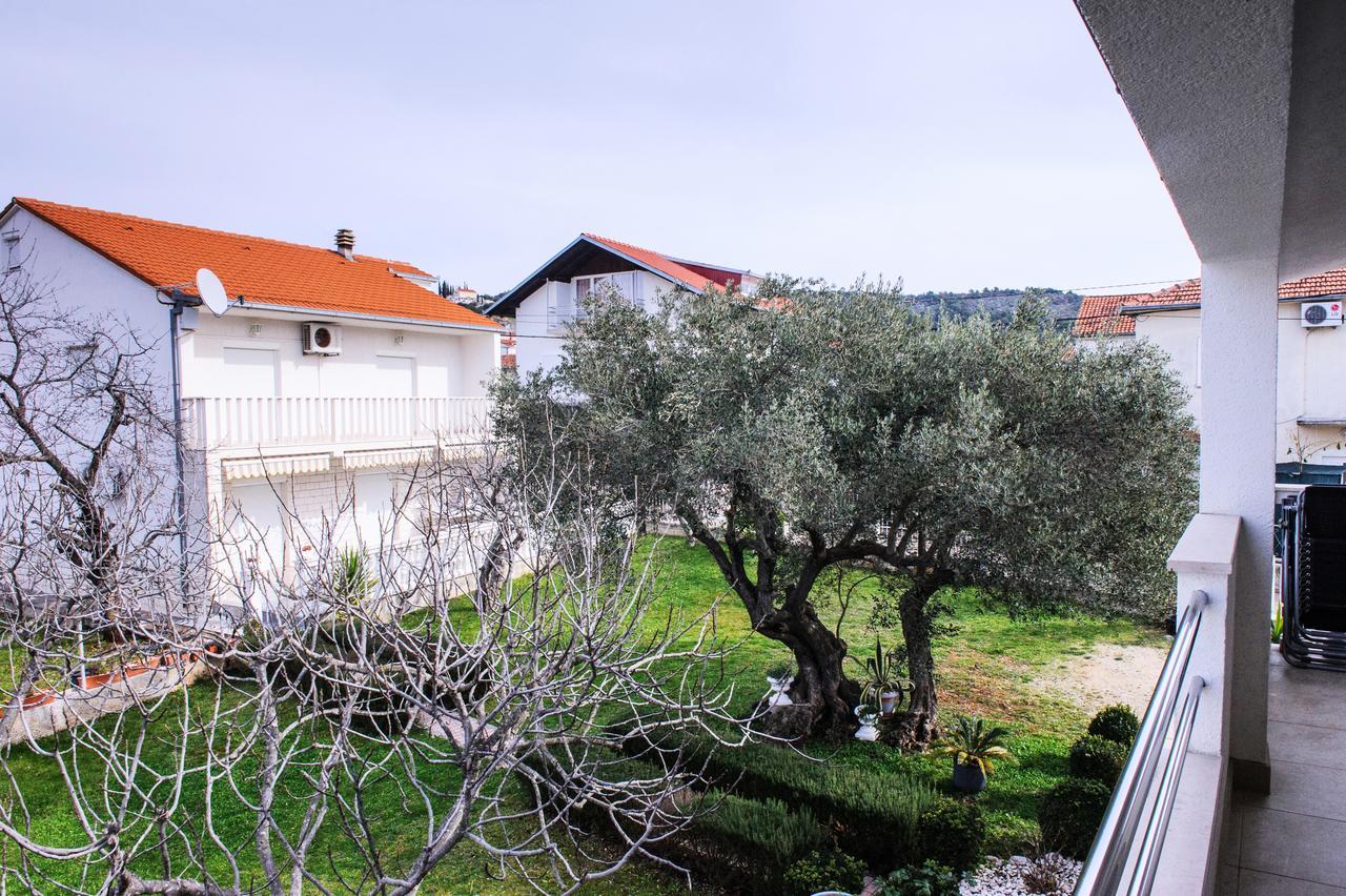 Apartments Mila Marina Exterior foto
