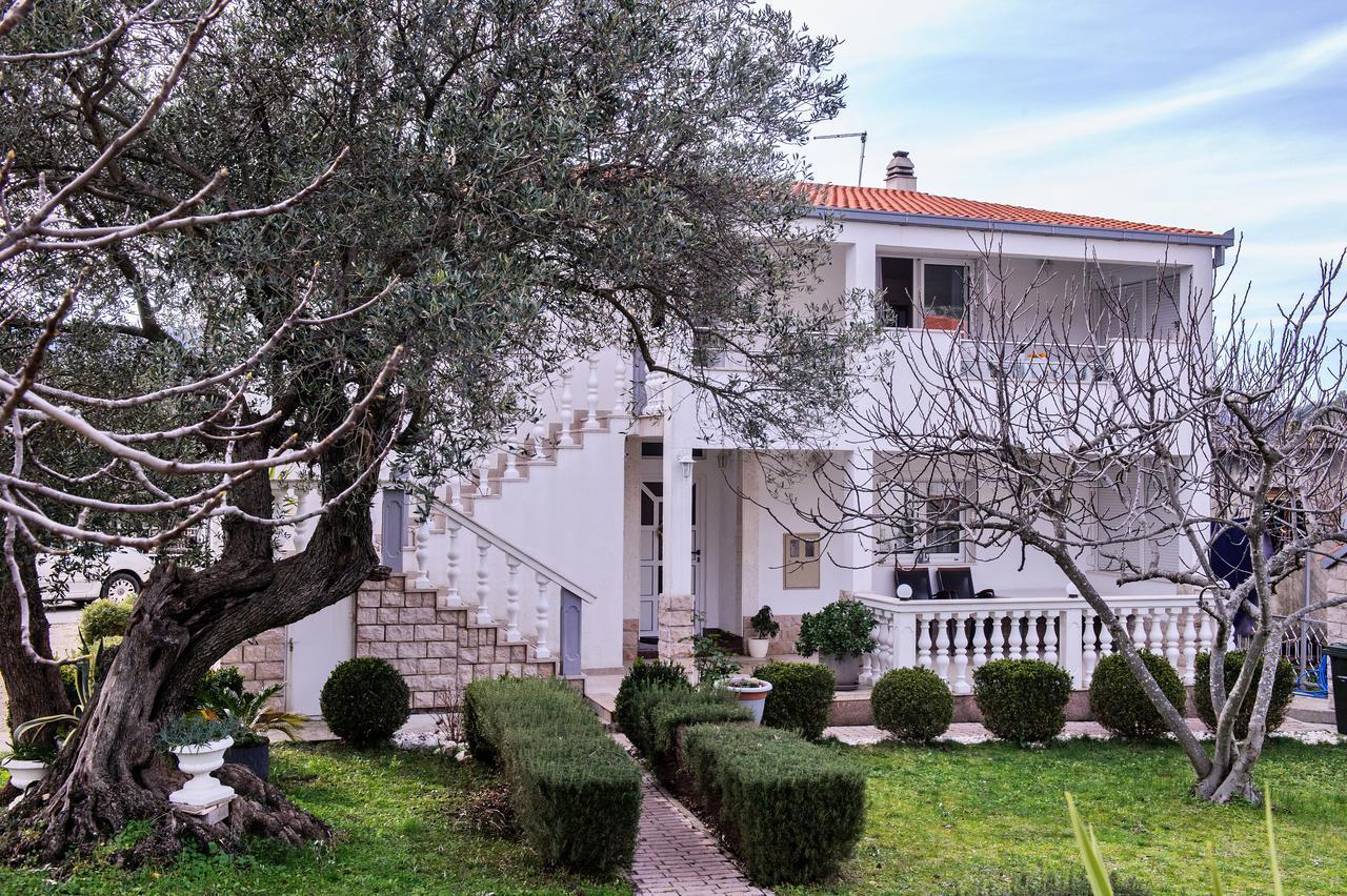 Apartments Mila Marina Exterior foto