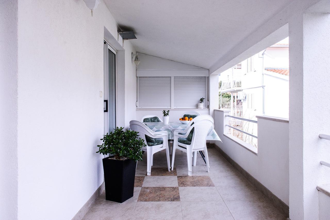 Apartments Mila Marina Exterior foto